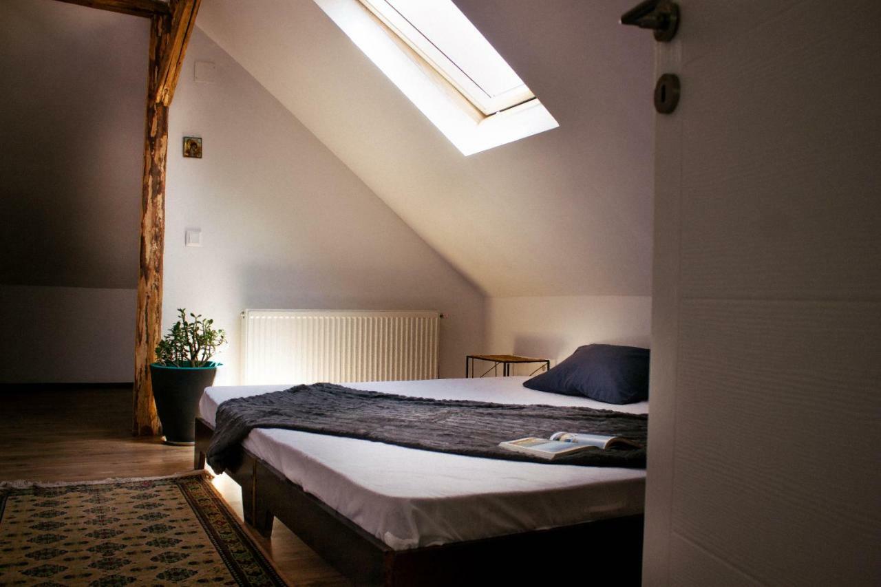 Cotton Loft Lägenhet Alba Iulia Exteriör bild